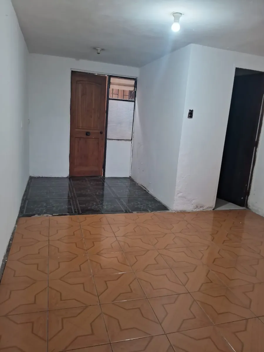Imagen 3 de 19 de Vendo Casa En Plena Avenida Nonato Coo Con Calle San Hugo