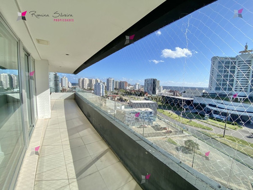 Imagen 8 de 18 de Alquiler De Apartamento De 3 Dormitorios En Mansa Punta Del Este