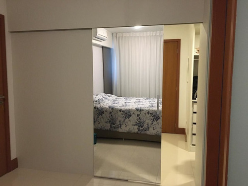 Imagem 3 de 24 de Barra Village Lakes - Cobertura 3 Qtos, Com Jeito De Casa Em Uma Versão De Tirar O Fôlego. - Co00320 - 69353536