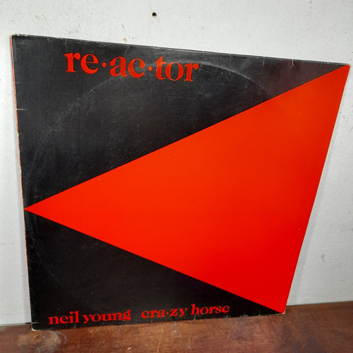 Imagem 1 de 6 de Vinil Lp Neil Young Crazy Horse Re Ac Tor Reactor Bom Estado
