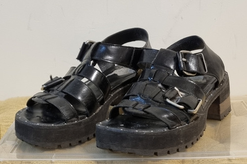 Sandalias Plataformas Cuero Paruolo Charol Trend Negro 8