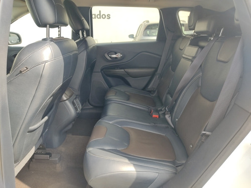 Imagen 9 de 12 de Jeep Cherokee 2014 2.4 Limited Premium Plus
