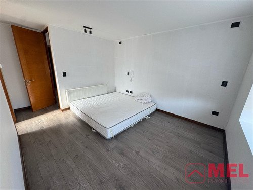 Casa En Arriendo De 3 Dorm. Mas Serv Piedra Roja En Chicureo