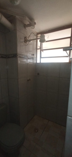 Apto Com 2 Dormitórios,42m2 - Jardim Gioia Itapevi 80mil
