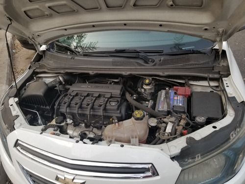 Imagen 3 de 7 de Chevrolet Onix 1.4 Ltz Mt 98cv 2015