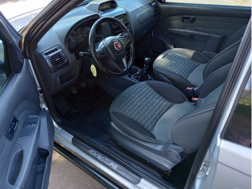 Imagen 11 de 22 de Fiat Strada 1.6 Adventure Cd Pack Top Locker 2018