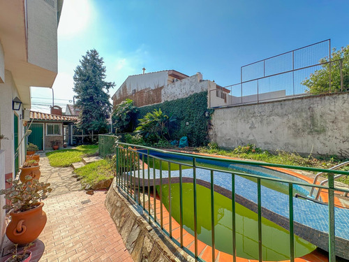Casa En Venta En Lanús Este Con Patio