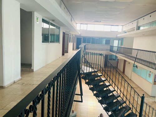 Edificio En Venta 1,600m2 En Toluca