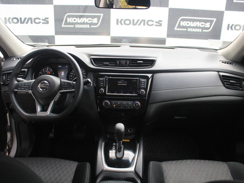 Nissan X-Trail CVT 2.5 AT