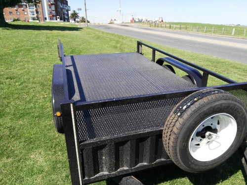 Imagen 2 de 7 de Trailler Para Autos Alquiler Por Dia