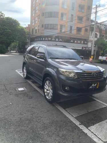 Toyota Fortuner 2.7l 4x2