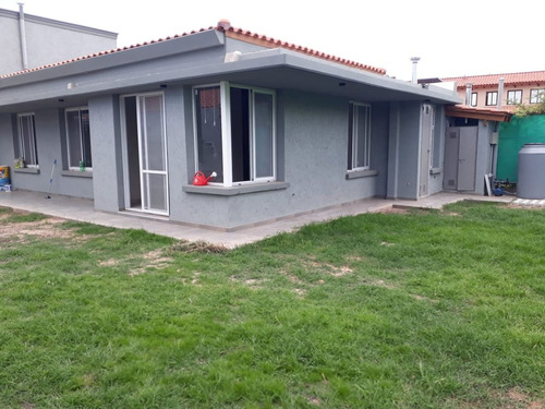 Alquiler,casa B. La Barraca.