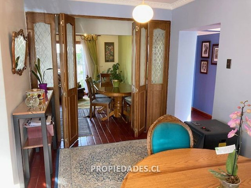 Casa En Venta En Ñuñoa