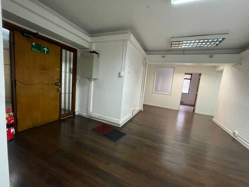 Oficina En Arriendo Santiago Centro 