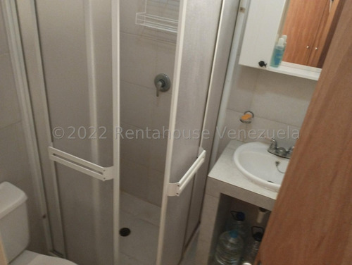 Imagen 17 de 18 de Venta En Margarita. Townhouse. 3 Hab Y 3 Baños. Excelente Ubicación. Xm. 23-13852