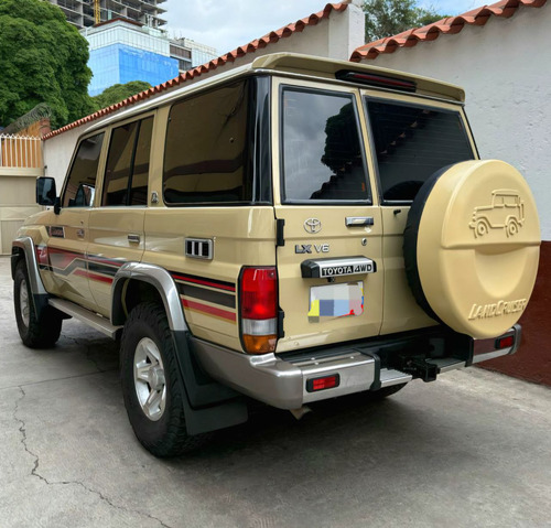 Toyota Land Cruiser Machito