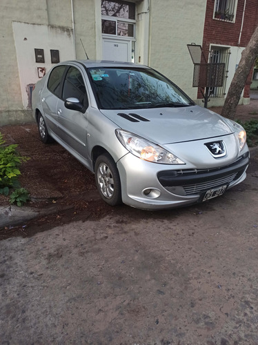 Peugeot 207 1.4 Sedan Xs