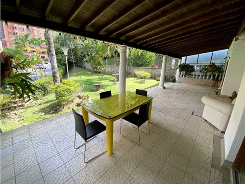 Vendemos Casa Parte Alta Del Poblado