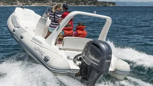 Imagem 14 de 17 de Motor De Popa Yamaha 200hp 4t Leia Anúncio