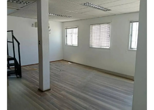 Se Vende Terreno Con Oficinas, Jjprieto Con Salesianos