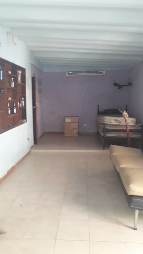 Imagen 5 de 13 de Casa De Playa En Venta En El Playon Ocumare