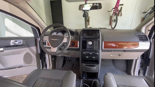 Chrysler Town & Country 2008