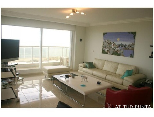 Imagen 9 de 30 de Piso Alto Frente Al Mar