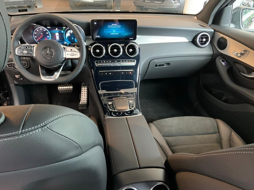 Imagen 6 de 13 de Mercedes Benz Glc 300 Coupe Negra !!!