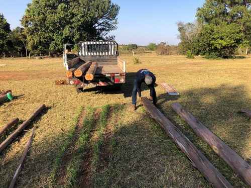Imagem 1 de 1 de Pequena Chácara, Com Pasto. Saída Para Cuiabá. 20 Km Do Shop