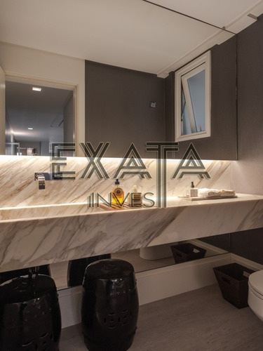 Imagem 11 de 28 de Apartamento Reformado, Moderno E Sofisticado No Jardim Paulista. Amplo Living Para Dois Ambientes, Home Theater, Sala De Almoço, Sala De Jantar, Cercados Por Um Terraço Envidraçad - Ap00686 - 693723