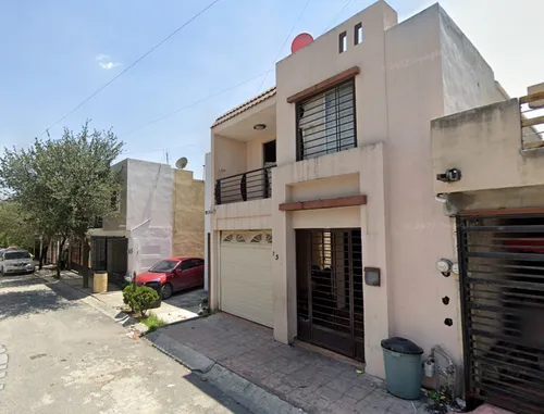 Venta De Casa En Calle Niza, General Escobedo Nl. Sh05