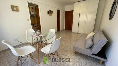 Venta De Departamento 1 Ambiente Plaza Colón, Mar Del Plata.