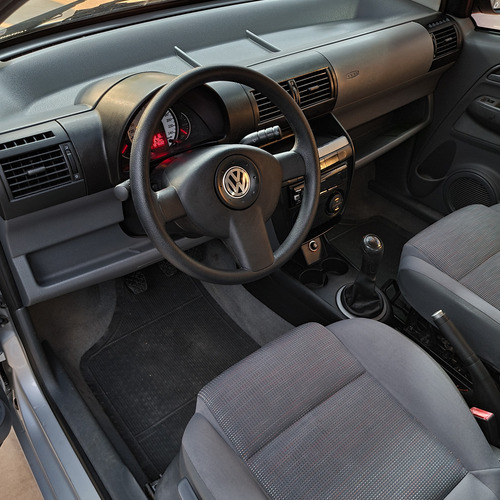 Volkswagen Fox 1.6 Vht Plus Total Flex 5p