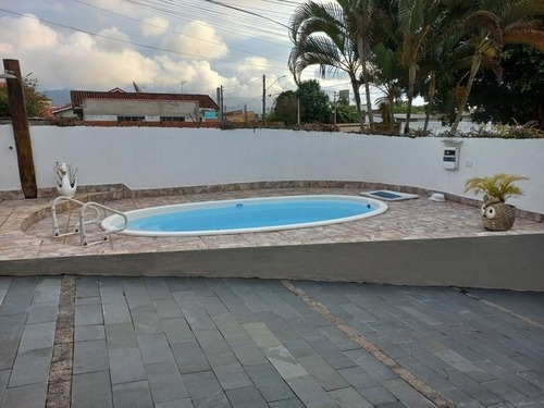 Imagem 5 de 30 de Casa Com Amplo Quintal E Piscina - Ca3651