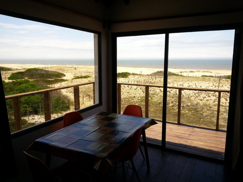 Imagen 3 de 14 de Casa Frente Al Mar Punta Rubia