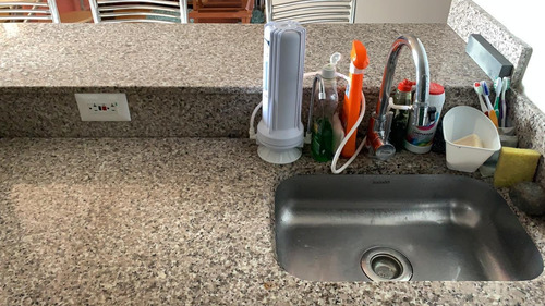Imagen 8 de 12 de Habitación Para Dama Sola En Arriendo