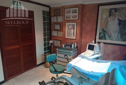 Imagen 10 de 14 de En Venta Consultorio En Especialidades Quirúrgicas Los Mangos, Valencia
