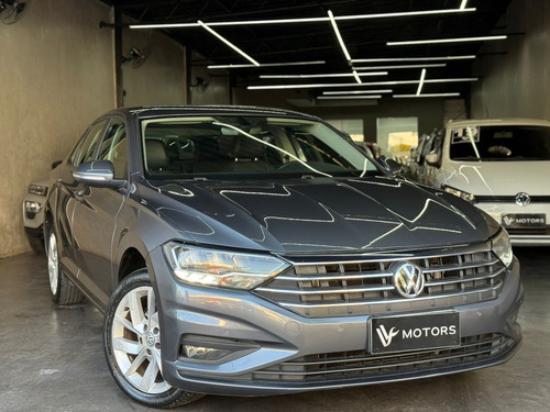 Volkswagen Jetta 1.4 250 Tsi Flex Aut. 4p