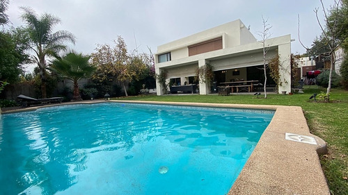 Casa 4d + Office + D Nana + Piscina Temperada+ No Perimetral