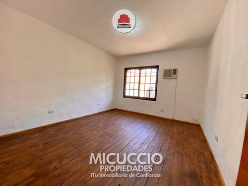Dúplex En Venta, Gelves 347 (n° 4), Escobar Centro. Financiacion.