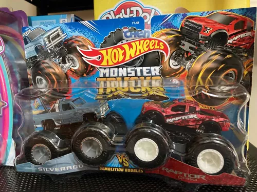 Hot Wheels Monster Trucks Demolition Doubles 1:64 - Silverado / Raptor