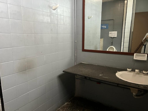 Local - Barracas - Venta Con Renta