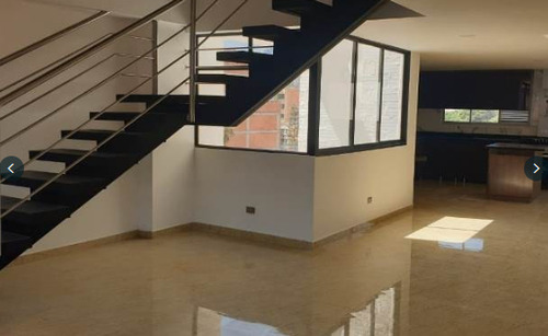 Rhbr-11644 Apartamento Duplex Piso 12 (medellin, Sector Laureles)