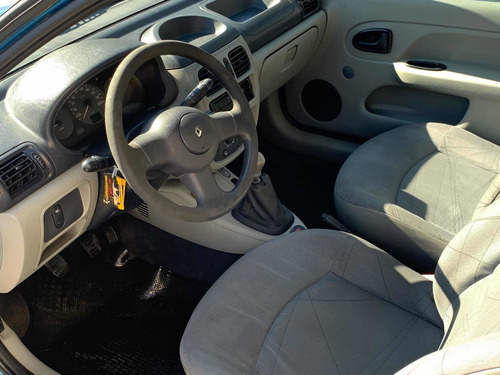 Renault Clio 1.5 Authent. Aa 2004