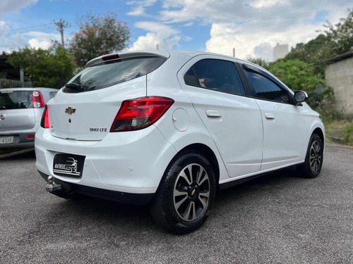 Chevrolet Onix 1.4 Ltz Aut. 5p