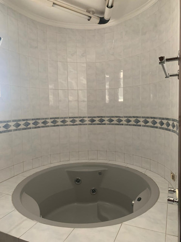 Imagem 13 de 14 de Apartamento 3 Dormitórios S.a 550.000