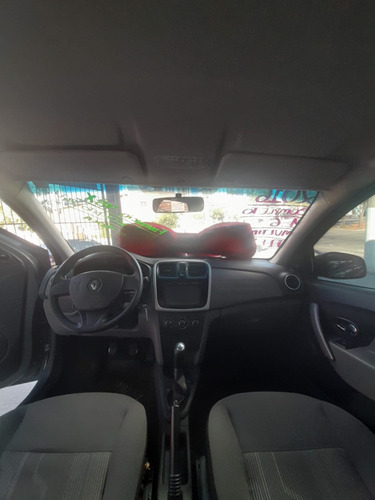 Renault Logan 1.6 Expression Hi-power 4p