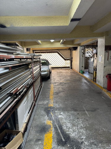 Se Vende Casa Tipo Edificio Con 3 Departamentos Col. La Joya Gustavo A. Madero
