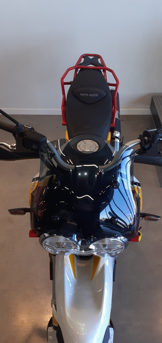 Moto Guzzi V85tt