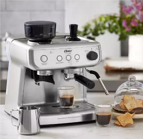 Cafetera Espresso Oster De 15 Bares Con Molinillo Integrado